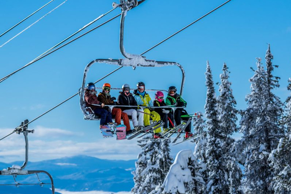 Best Resorts for Skiing on a Budget