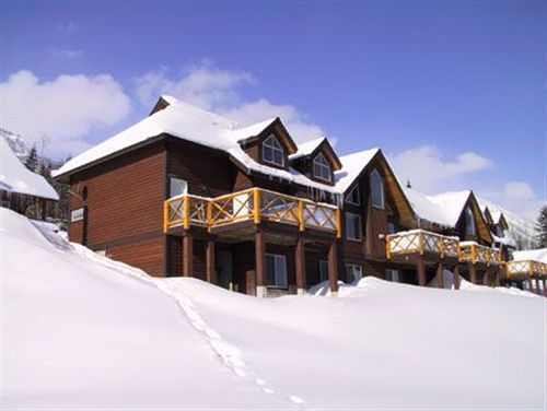 3 Bedroom Condo with Hot Tub
