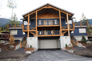 2 Bedroom Condo with Hot Tub