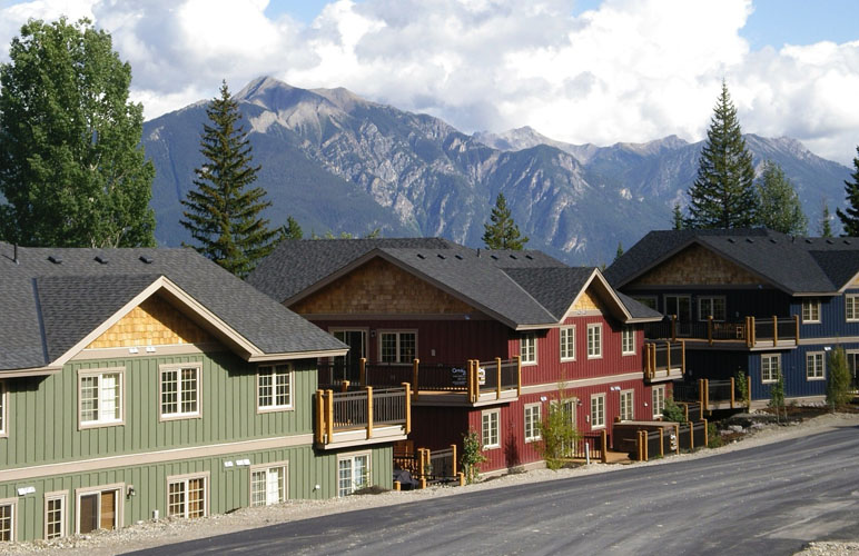 Aspens at Kicking Horse Mountain Resort