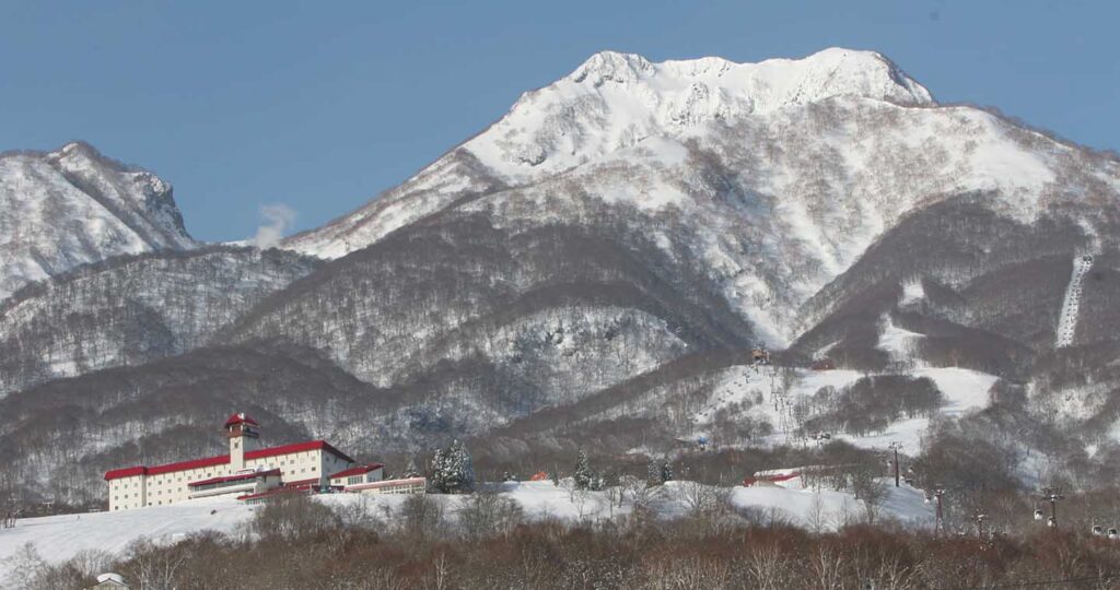 Akakura Kanko and Mt Myoko. Photo: Ski Japan Holidays