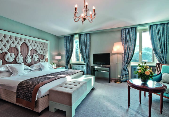 Carlton Hotel Rooms & Suites