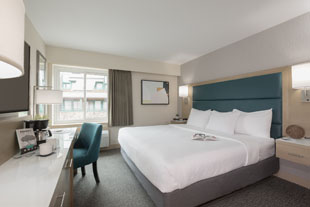Crystal King Room