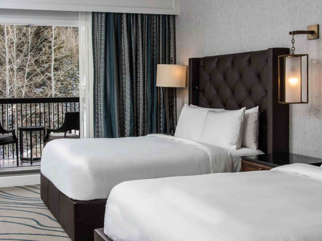 Deluxe Mountain View Rooms