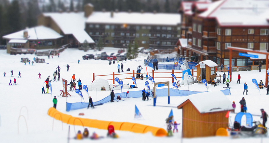 Enjoy a compact base are with good facilities. Photo: Fernie Alpine Resort