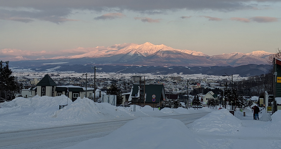 Sunset over the mountains at Kitanomine village. Photo: Scout