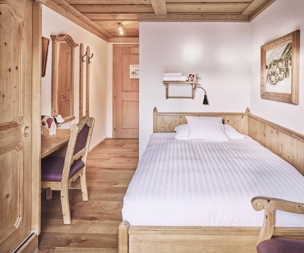 Hotel Schonegg Hotel Rooms