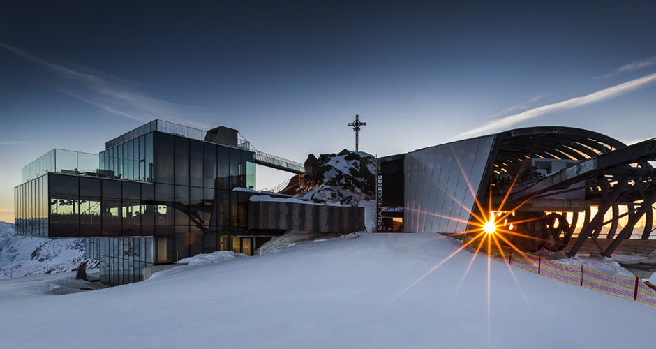 The famous Ice Q restaurant that featured in the Bond movie Spectre. Photo: Oetztal Tourism.
