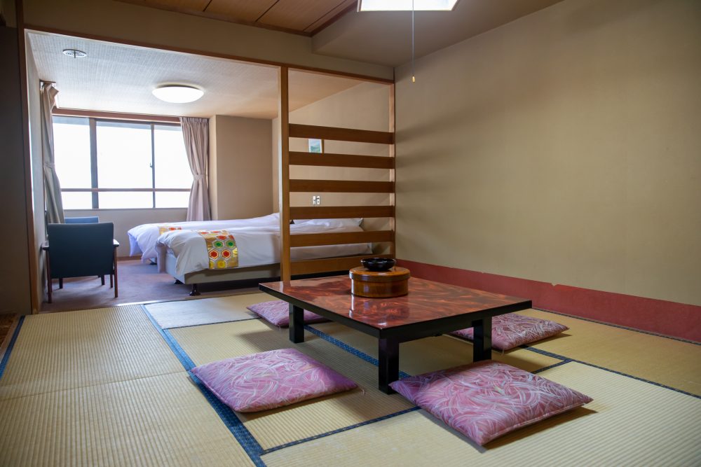 Japanese & Western Style Rooms