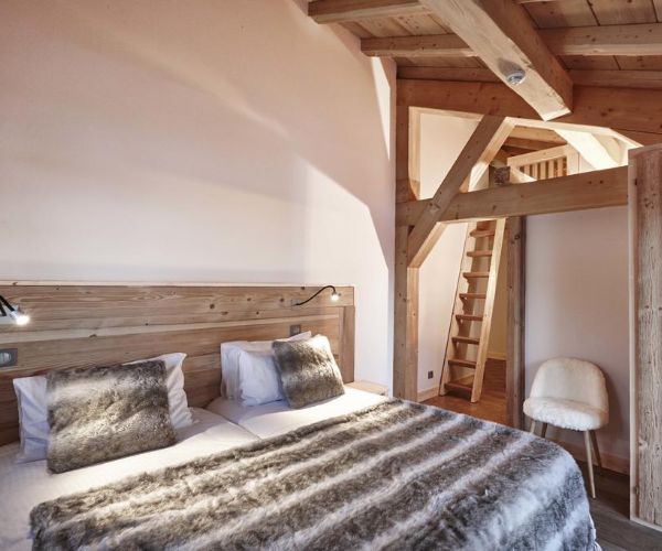 Lodge Le Chasse Montagne Hotel Room
