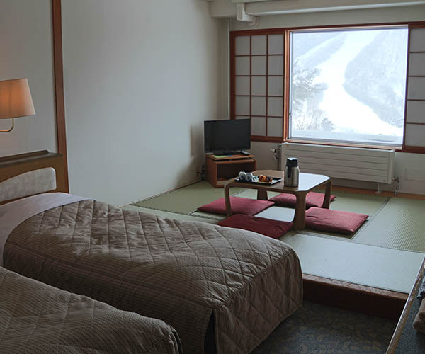 Japanese/Western Combination Room