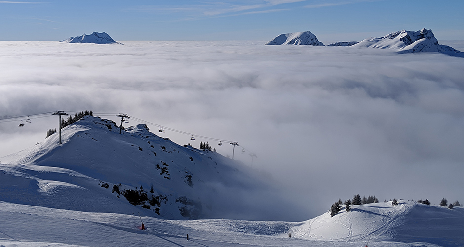 Itis not called the Portes du Soleil (doors to the sun) for nothing. Photo: Scout
