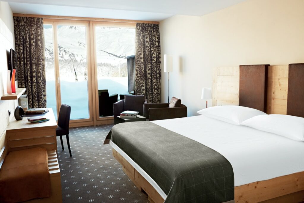 Nira Alpina Hotel Rooms