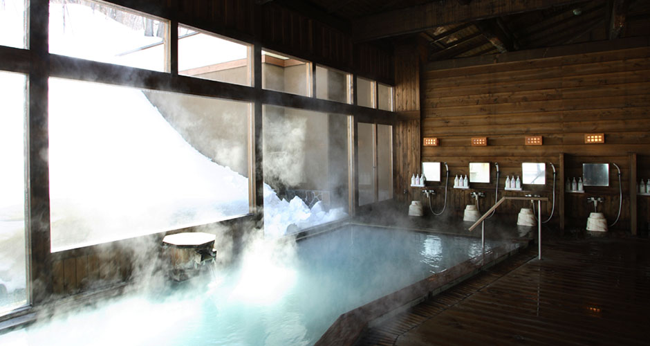 Enjoy onsening at one of the many hot spring public onsens, which are high in sulfur. Photo: Zao Onsen Tourism