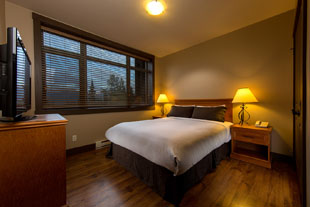 2 Bedroom Condo with Hot Tub