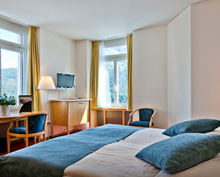Hotel Rooms & Suites