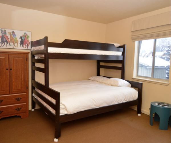 Four-Bedroom Condo