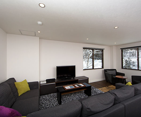 4 Bedroom Apartment