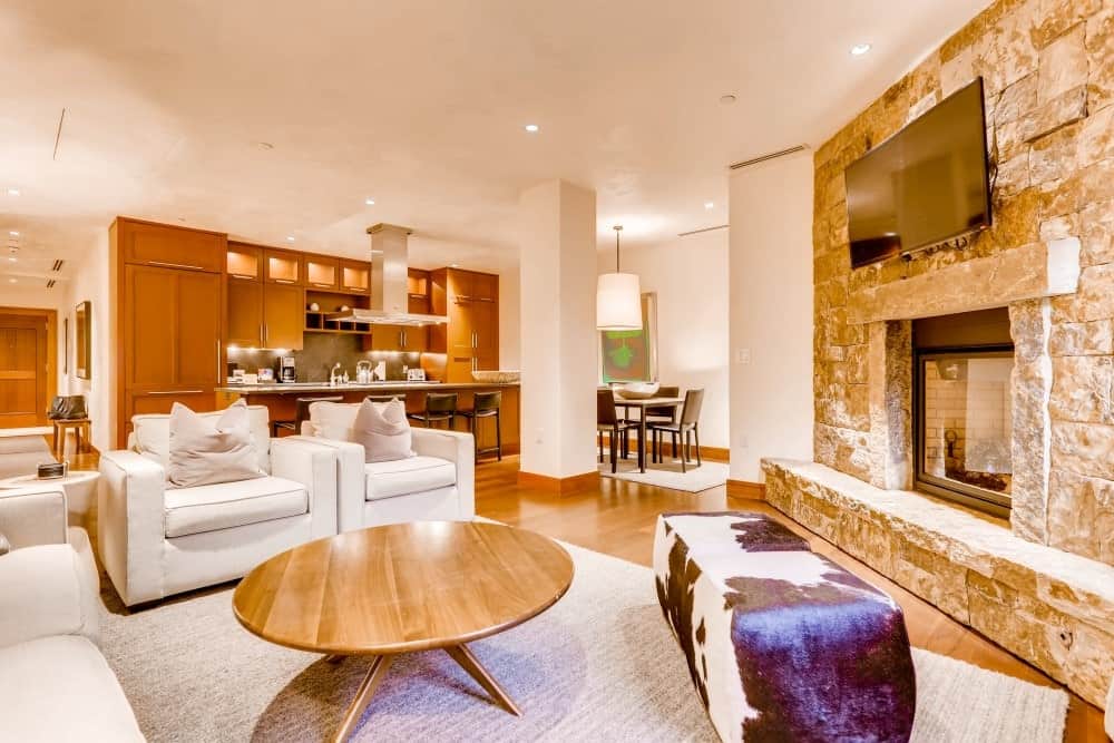 Studio plus Den Residence