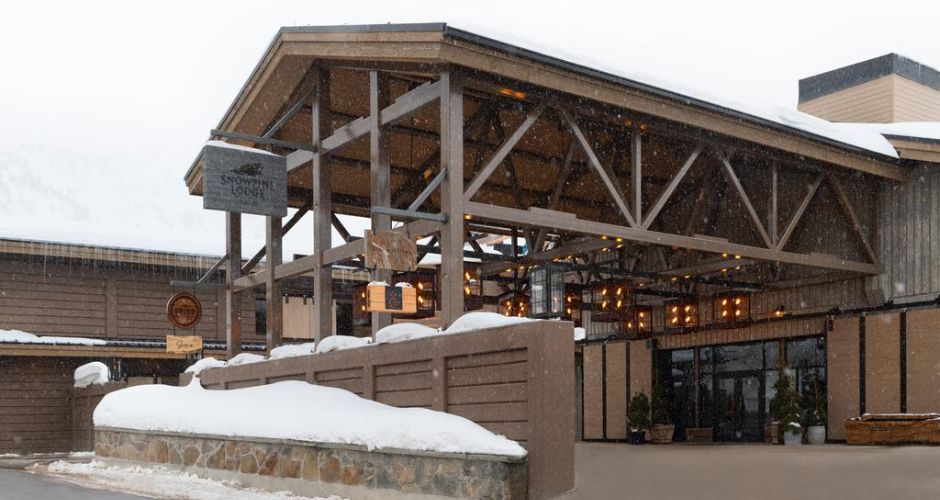 The Snowpine Lodge