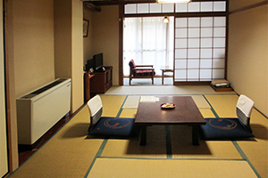 Economy Room