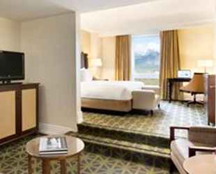 Junior Mountain View Suite