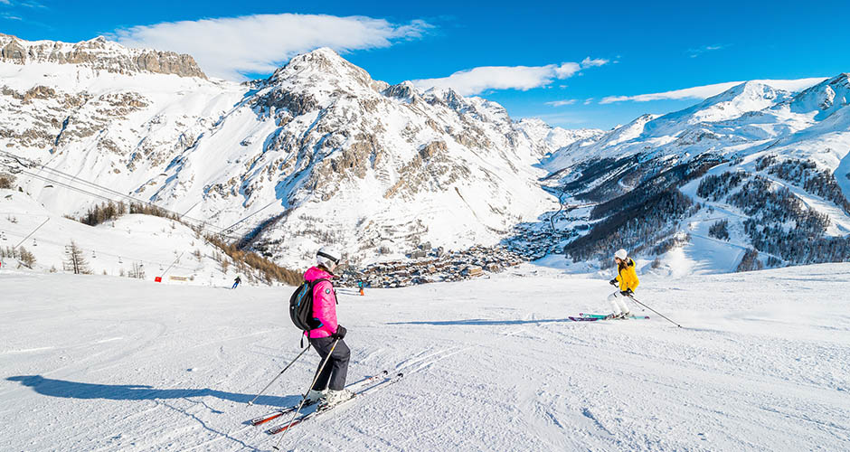 Skiing back to the village.  Photo: Val d’Isere Tourism