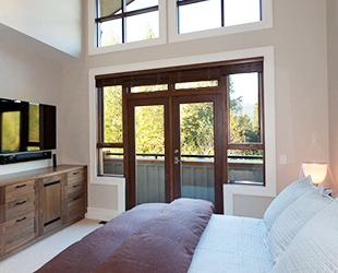 4 Bedroom Condo / House