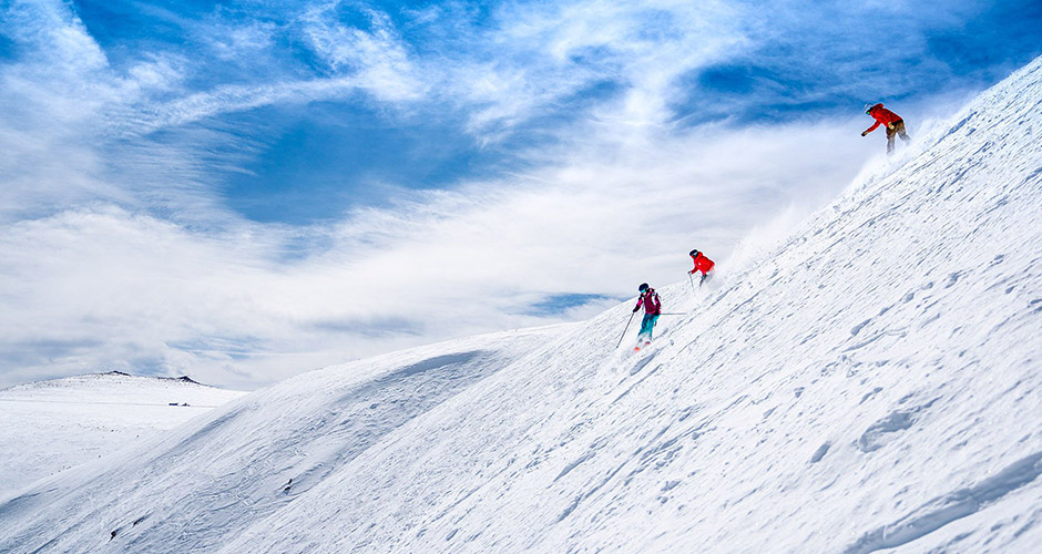Skiing the Cirque at Winter Park. Photo: Alterra Mountain Company