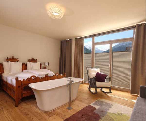 Summit Suite
