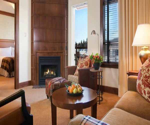 Deluxe Executive Suite