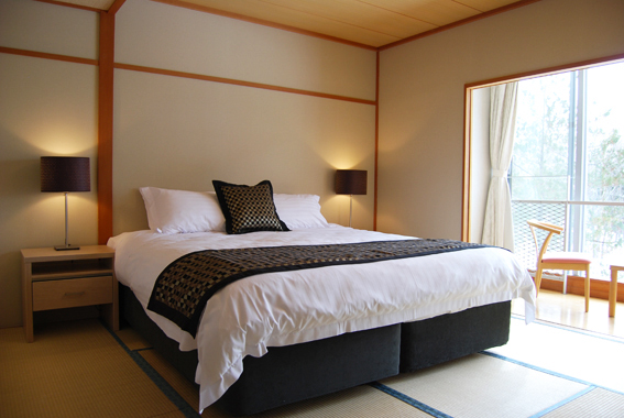 Hotel & Combination Rooms