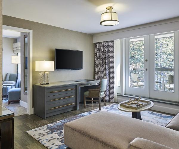 Mountain View Grand Suite