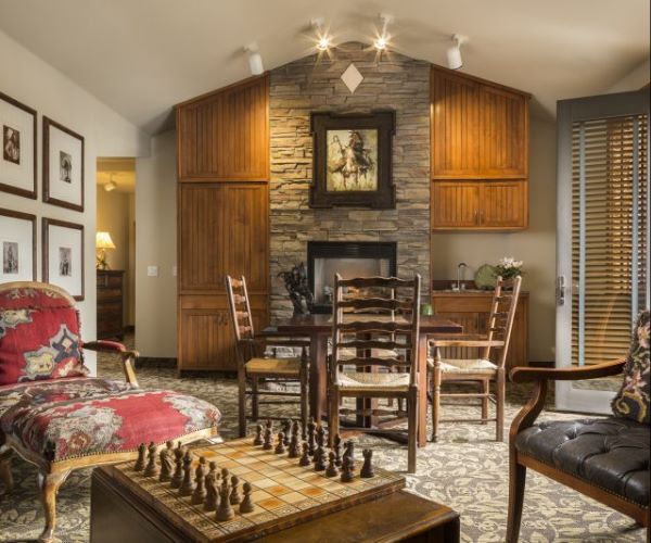 Summit Suite