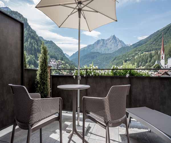 Suite Flair with Balcony