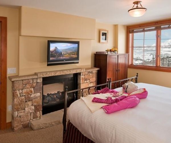 One Bedroom Suite