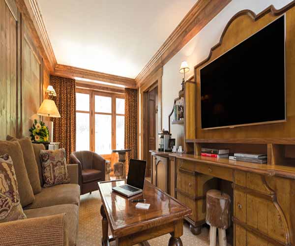 ‘Ourson’ Bear Cub Suite
