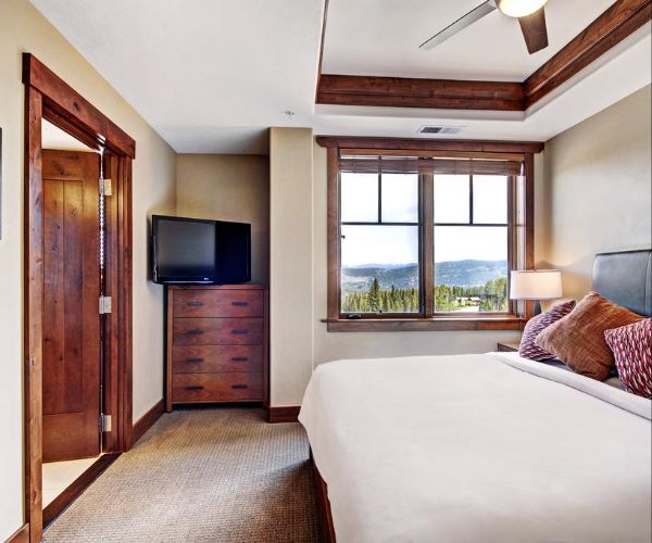 One Bedroom Condominium