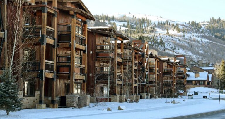 Silver Baron Lodge