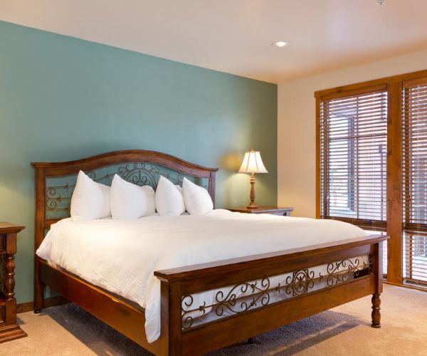 One Bedroom Condo