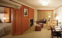 1 Bedroom (Lower Floor)