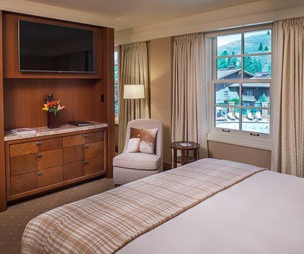 Lodge King Suite