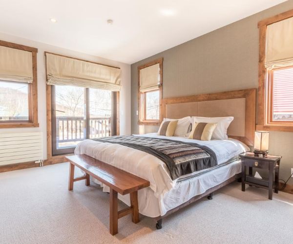 Five-Bedroom Holiday Home