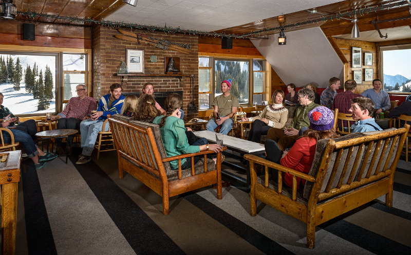 Alta Lodge Sitzmark Bar