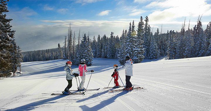 A beginner ski lesson at Beaver Creek